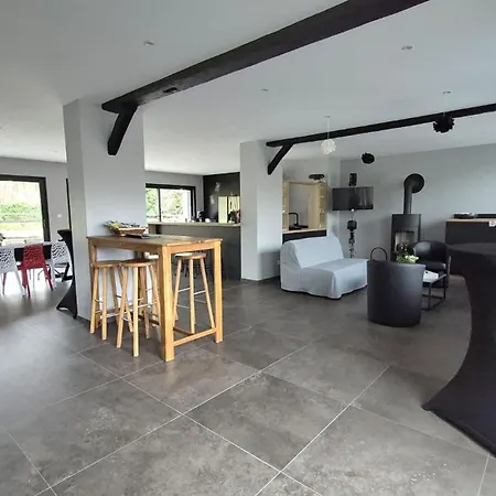 Maison Au Cœur De La Forêt Hébergement de vacances *